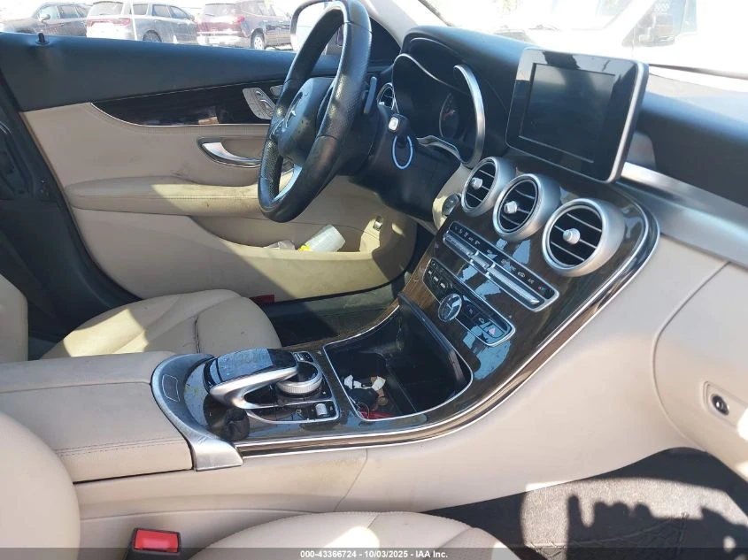 Mercedes-Benz C 300 2016 MERCEDES-BENZ C 300 4MATIC - изображение 10