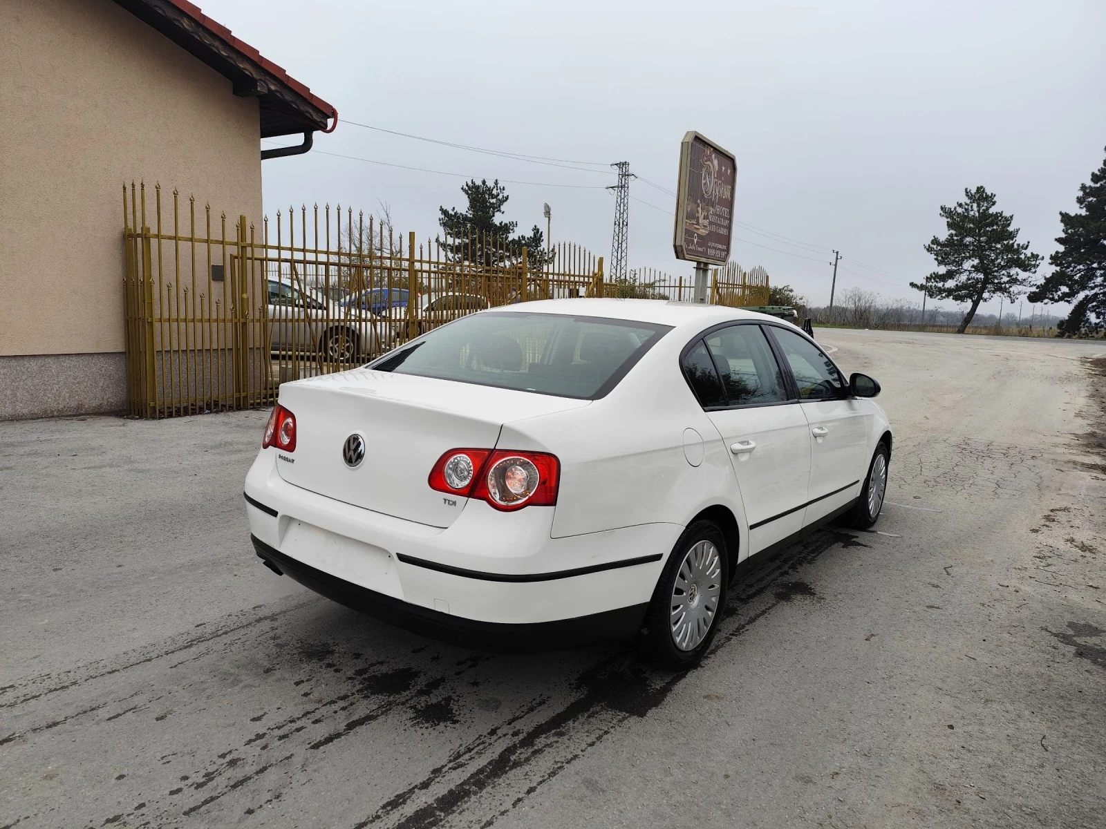 VW Passat Седан - изображение 3