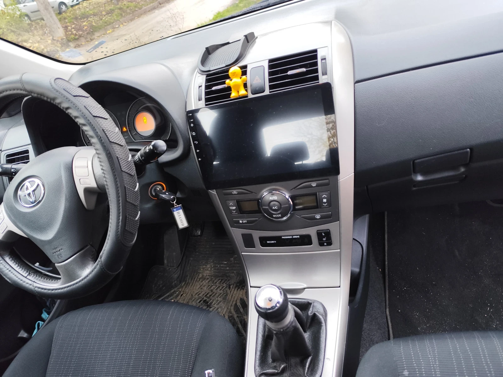 Toyota Corolla  - изображение 7