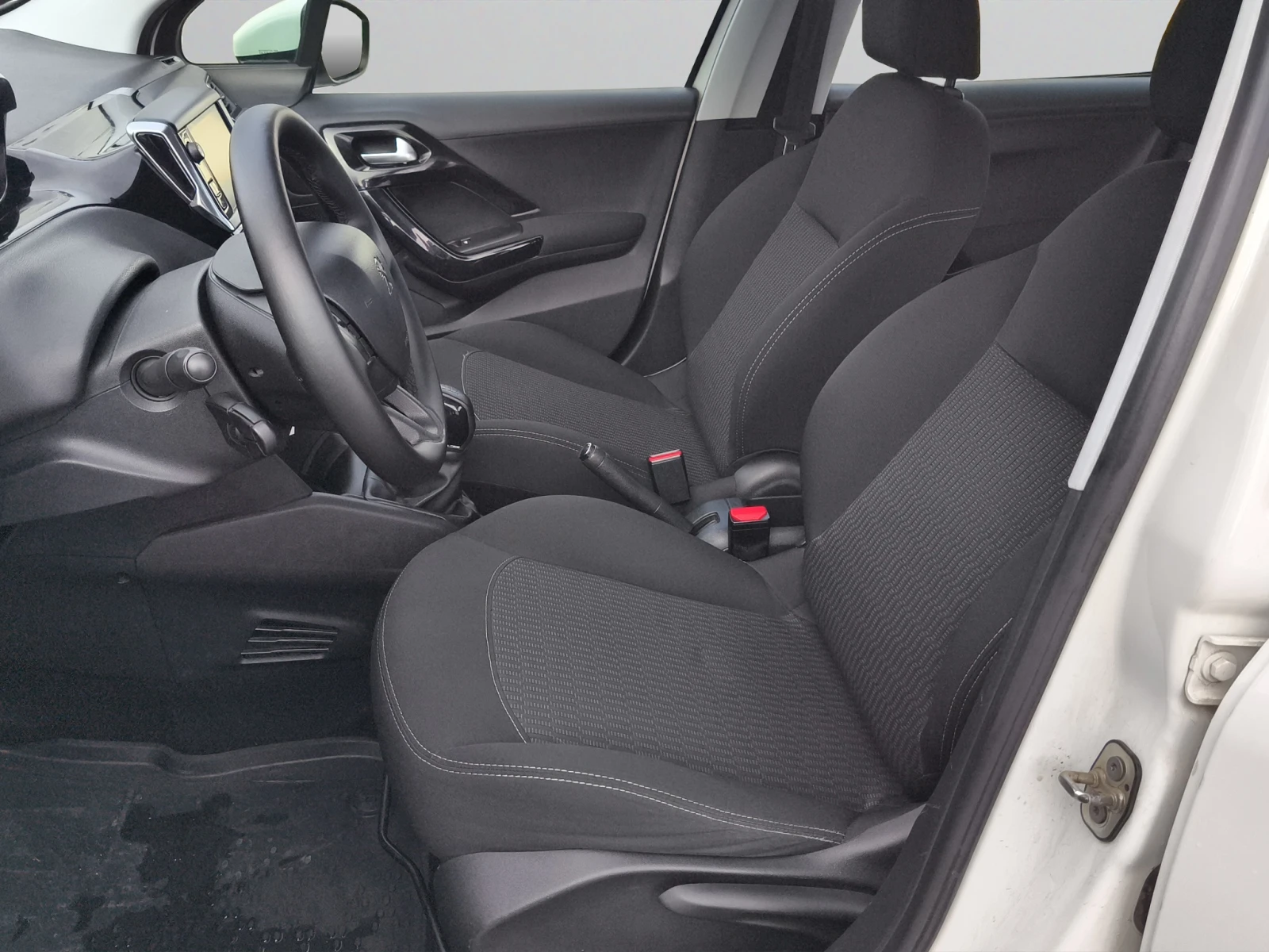 Peugeot 208 ACTIVE 1.2 VTi 68 BVM5 EURO 6.2//1906242 | Mobile.bg   11