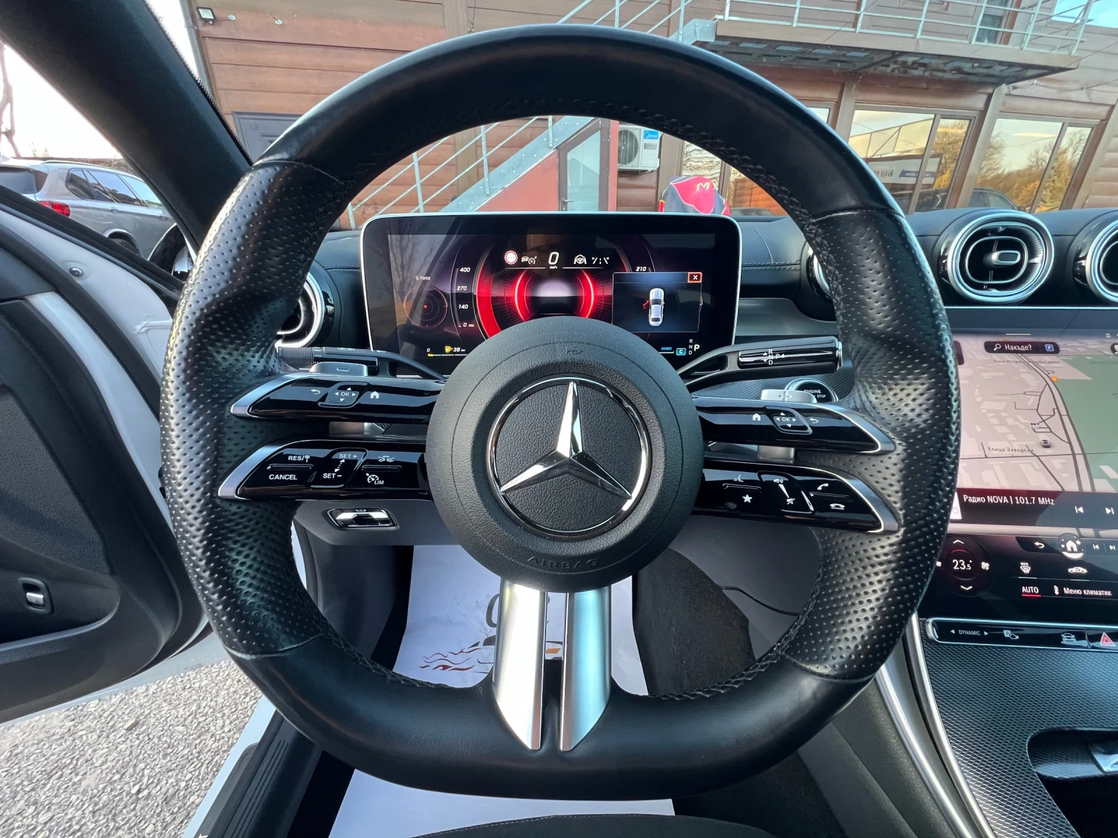 Mercedes-Benz C 300 2.0 AMG 4-Matic Keyless Head up Burmester 35948 км - изображение 10