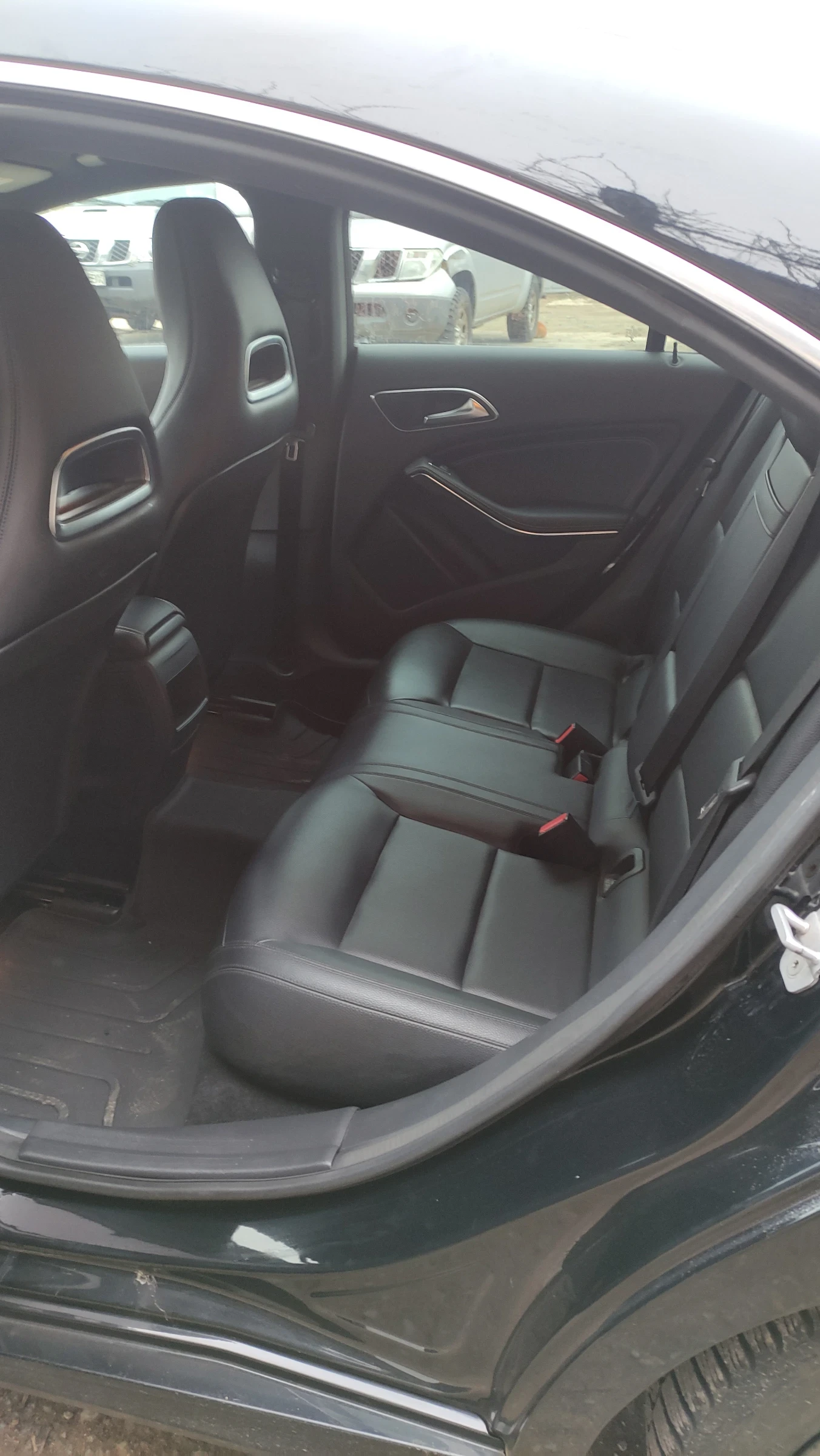 Mercedes-Benz CLA 250  - изображение 8