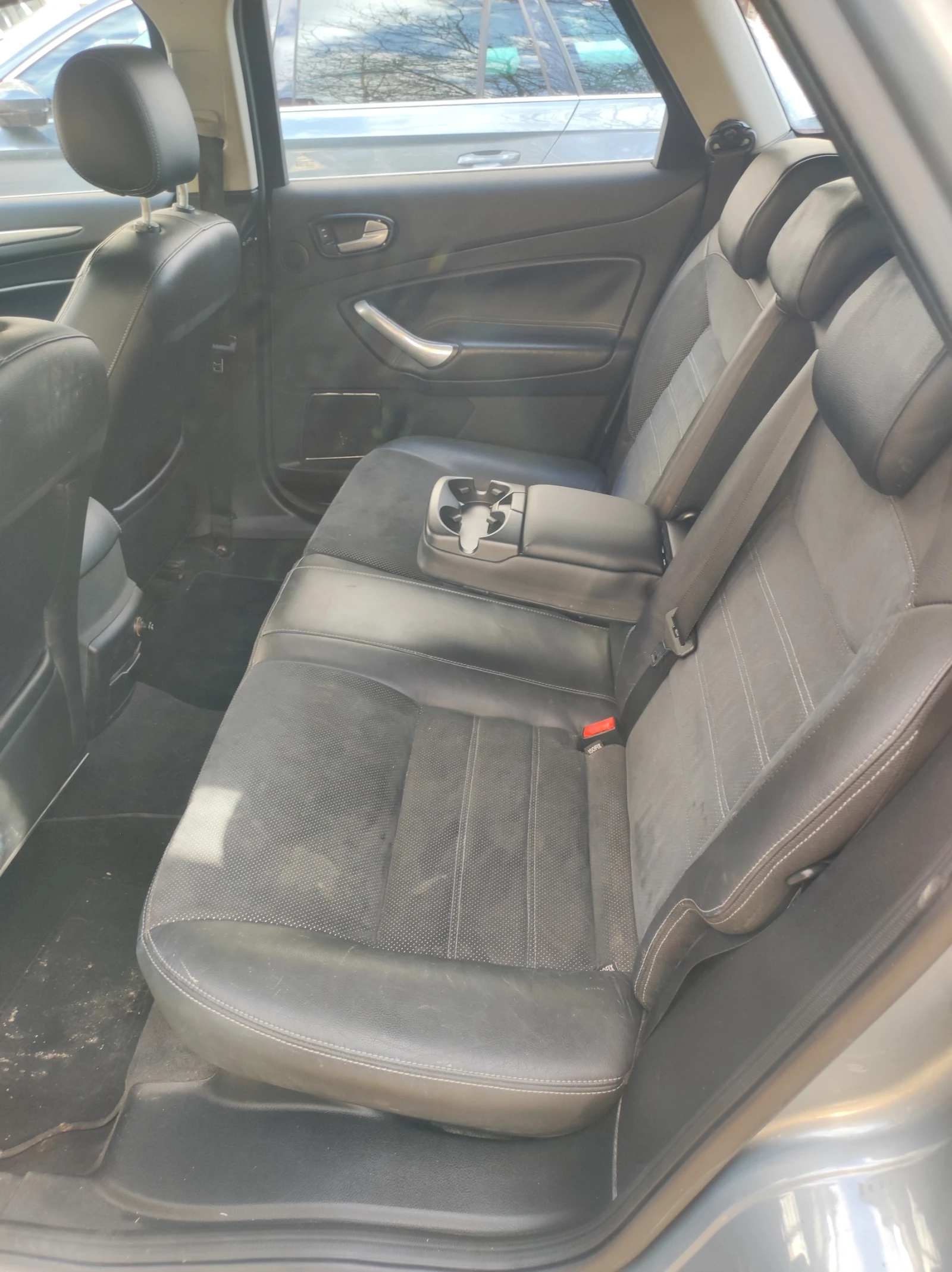 Ford Mondeo MK4, снимка 3 - Автомобили и джипове - 53637977