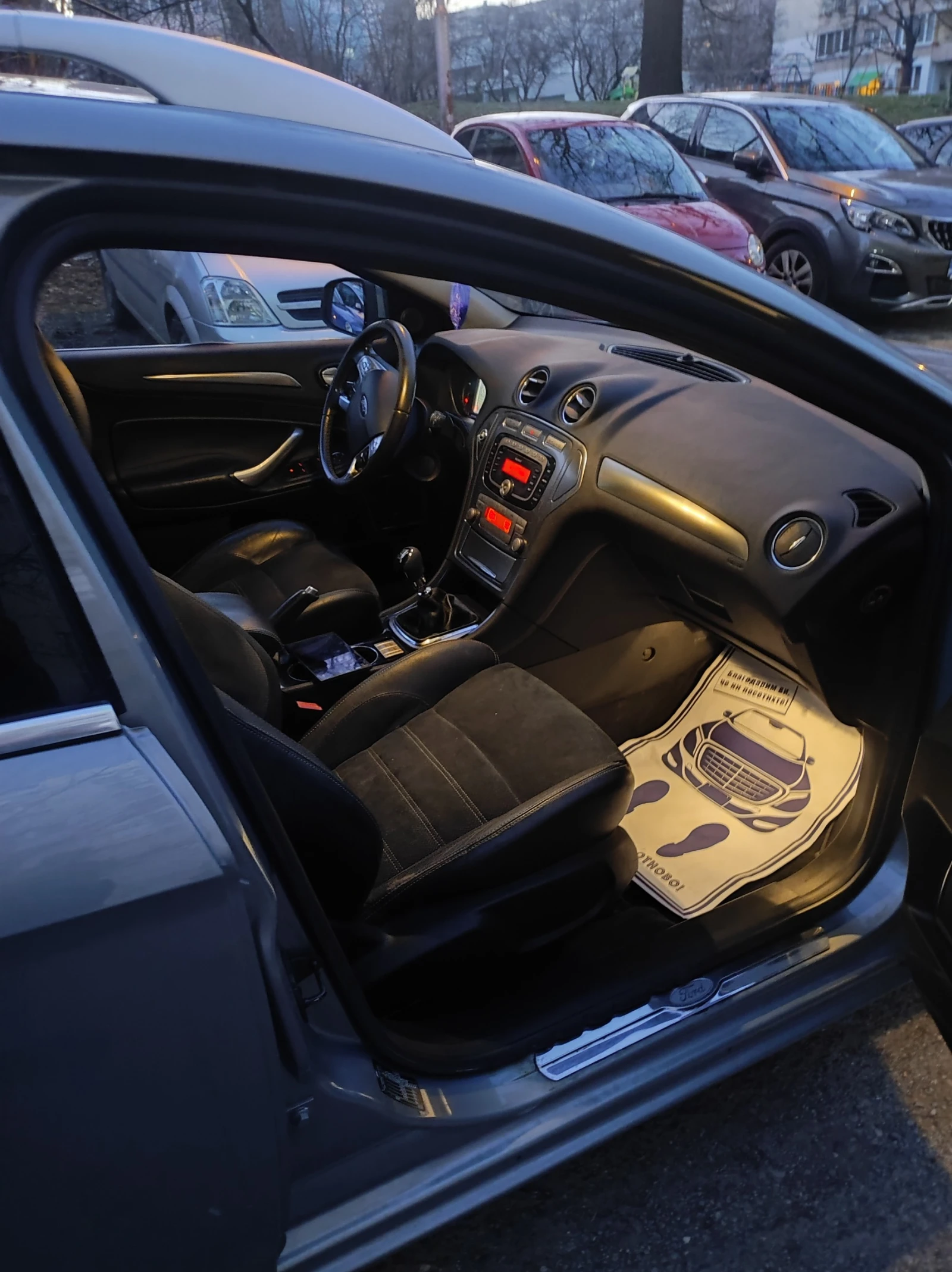 Ford Mondeo MK4, снимка 9 - Автомобили и джипове - 53637977