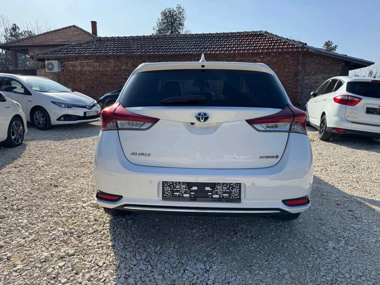 Toyota Auris 1.8i Hybrid Facelift/Navi, снимка 4 - Автомобили и джипове - 53849541