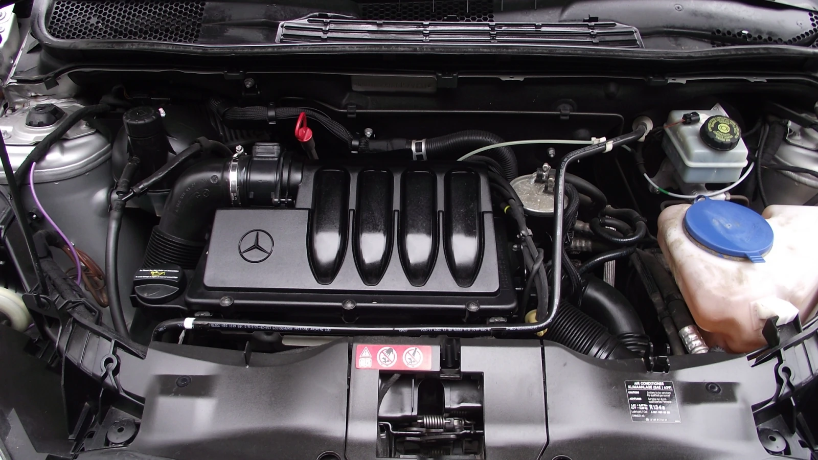 Mercedes-Benz A 180 2.0.d.109.k.c.6.speed.AVANGA, снимка 9 - Автомобили и джипове - 53959120