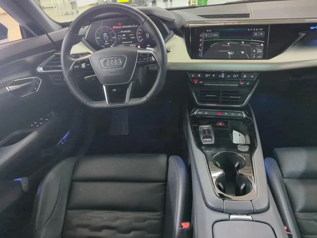 Audi E-Tron GT, снимка 6 - Автомобили и джипове - 54069733