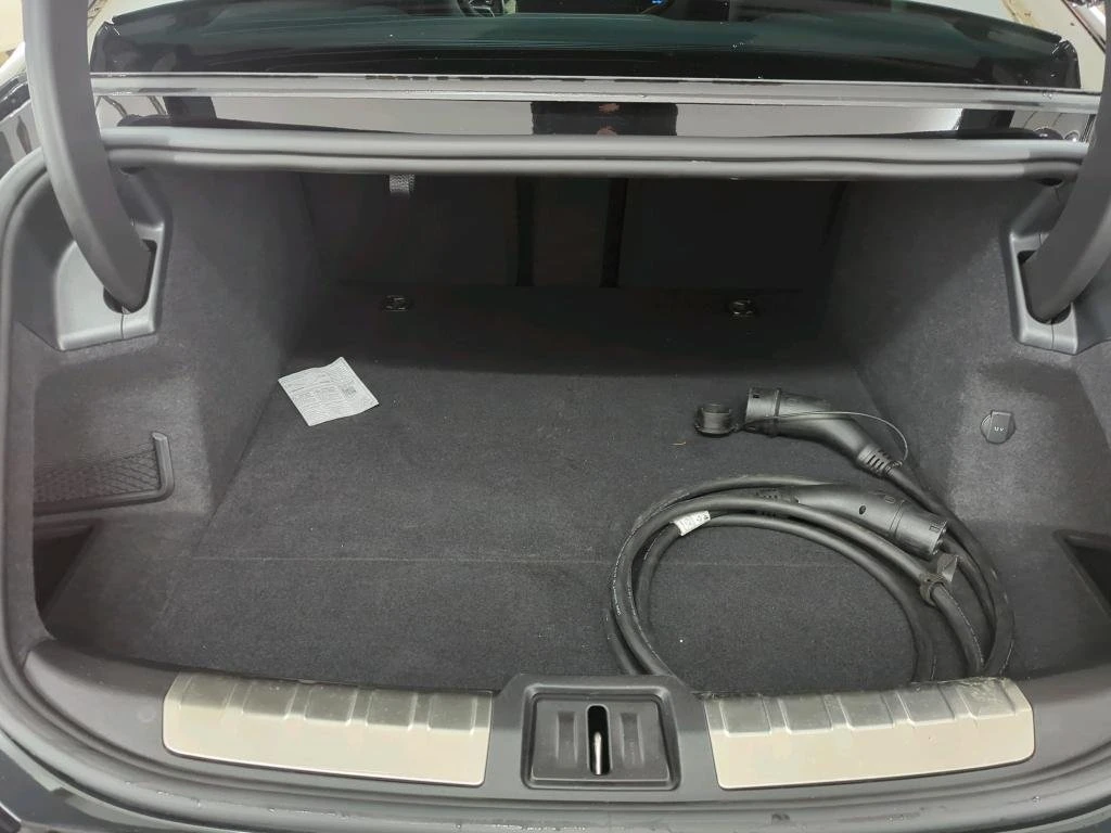 Audi E-Tron GT, снимка 14 - Автомобили и джипове - 54069733