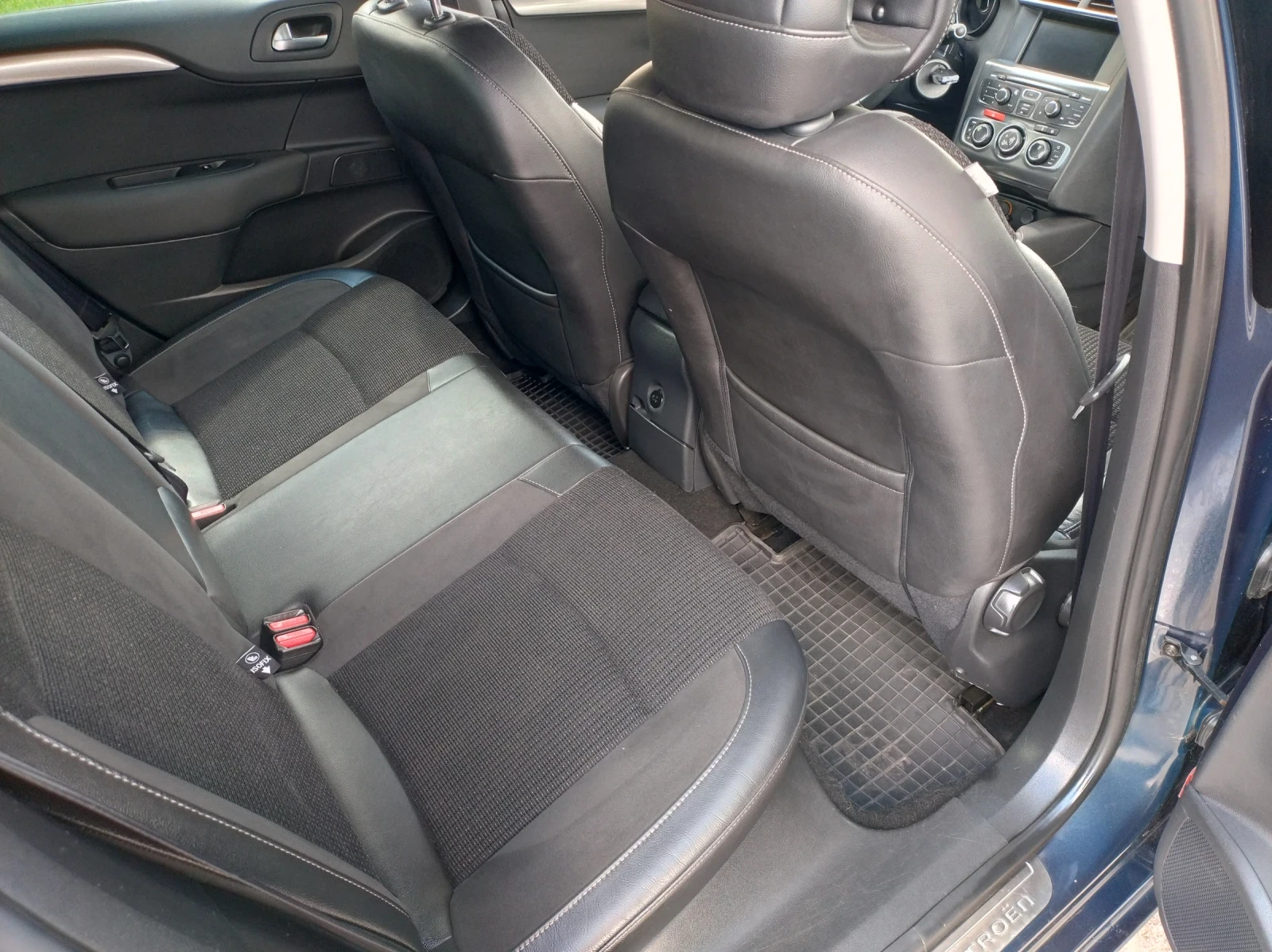 Citroen C4 1.6 HDI   EXCLUSIVE FULL, снимка 12 - Автомобили и джипове - 54414556