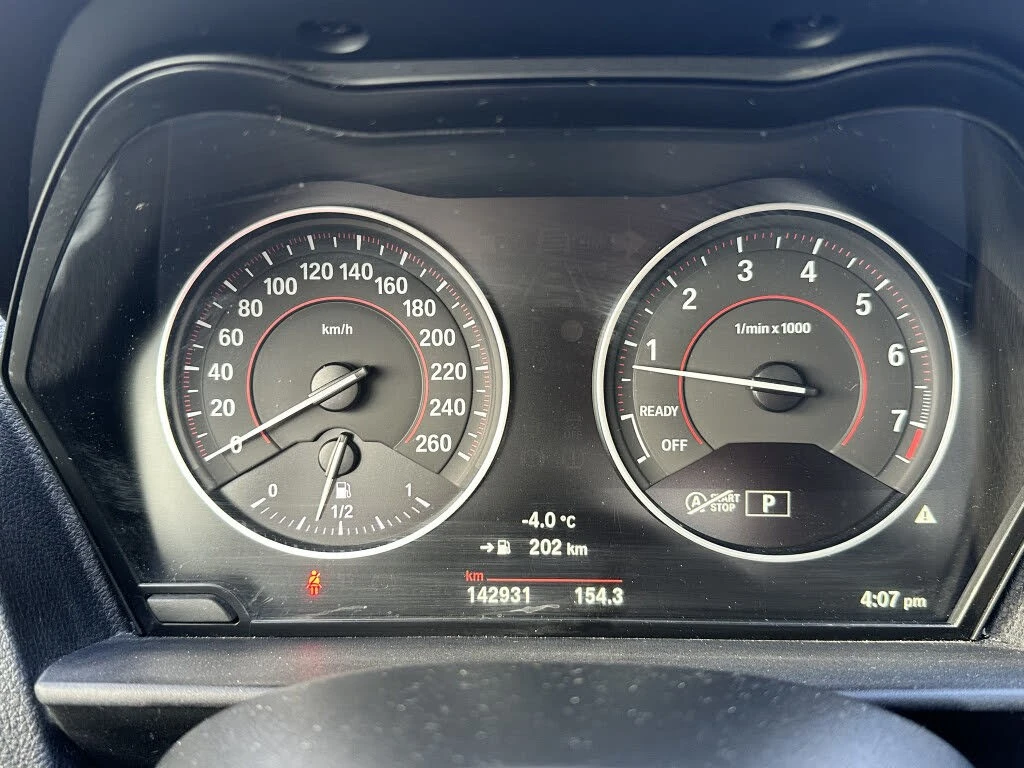 BMW 230 XDRIVE* МПАКЕТ* HEADUP* КАМЕРИ* RECARO* , снимка 11 - Автомобили и джипове - 54445862