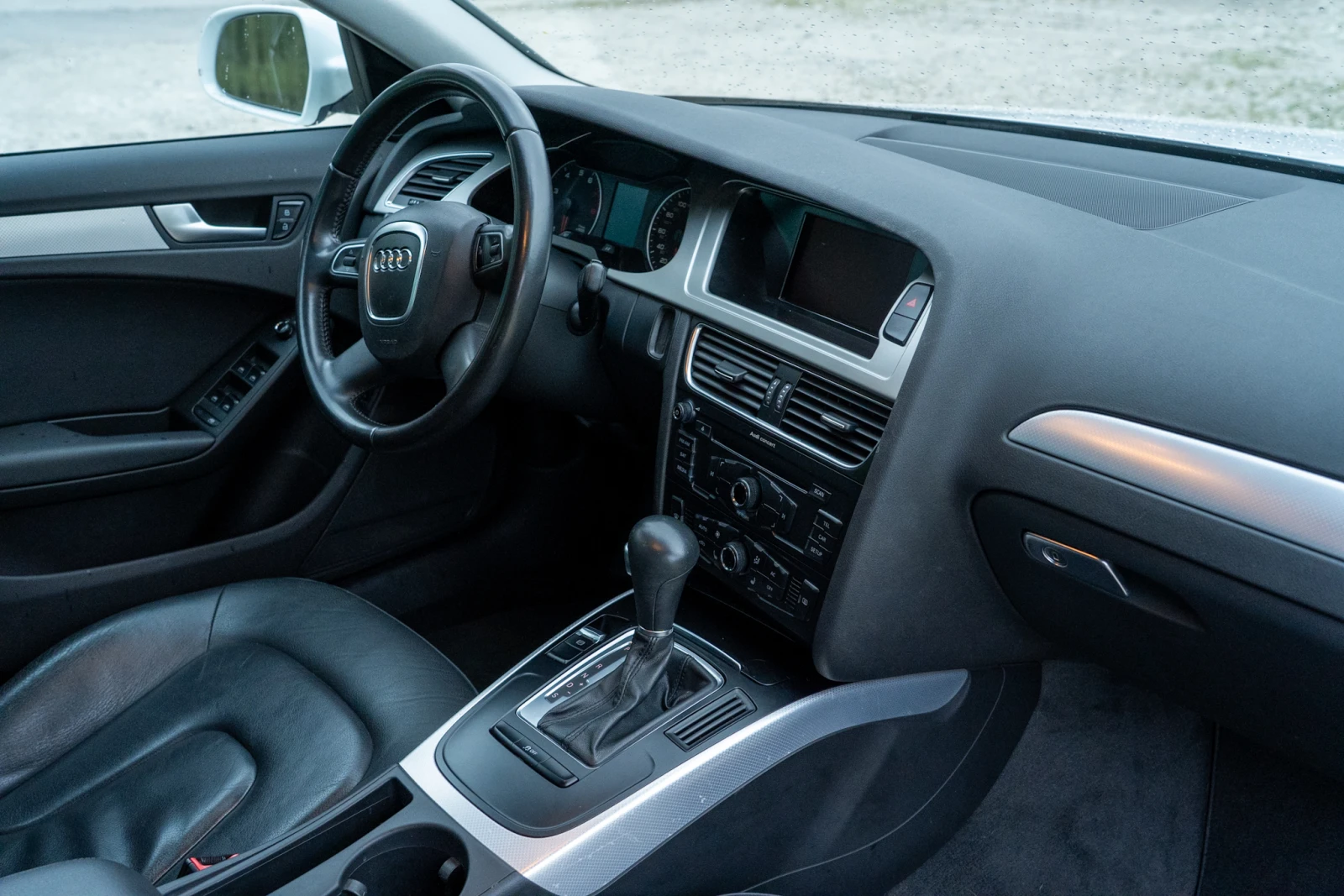 Audi A4 TFSI БЕНЗИН, снимка 10 - Автомобили и джипове - 54580278