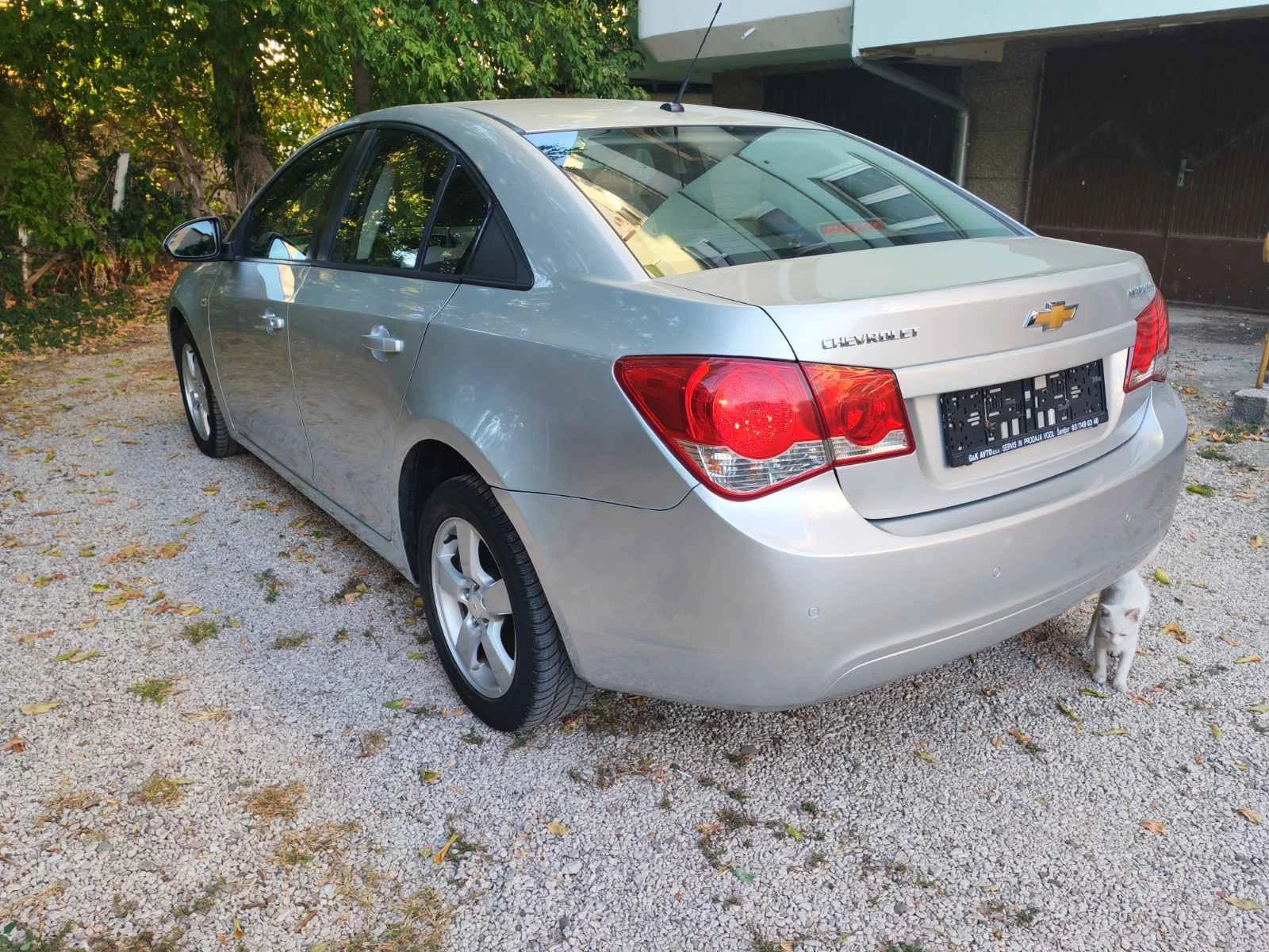 Chevrolet Cruze 1, 8, снимка 5 - Автомобили и джипове - 54663372