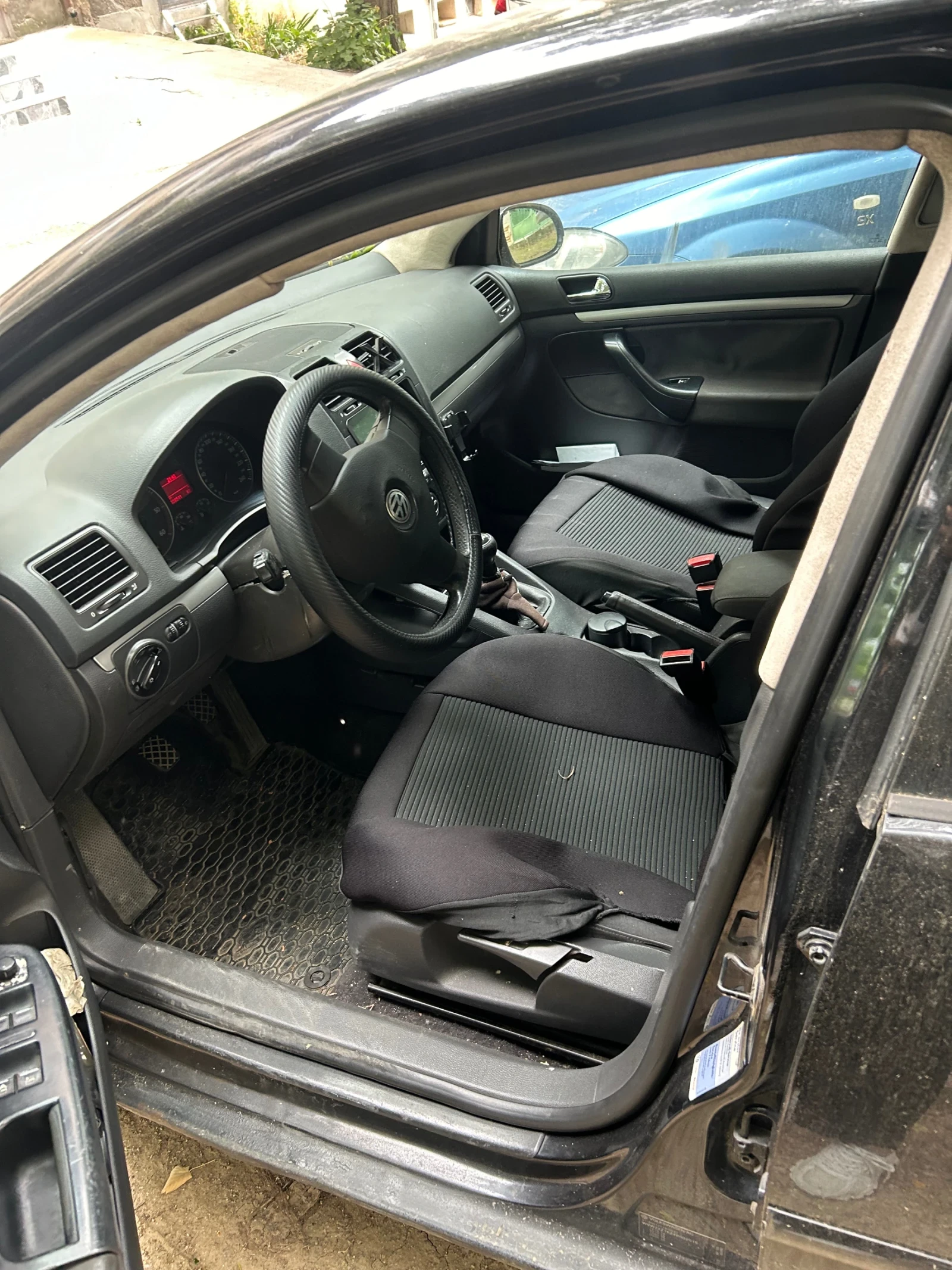 VW Golf, снимка 5 - Автомобили и джипове - 54891600