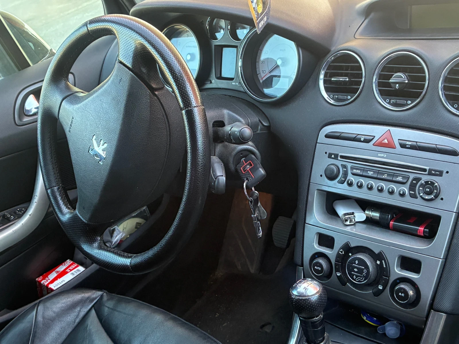 Peugeot 308 1.6 thp 150 к.с. С газов инжекцион!, снимка 6 - Автомобили и джипове - 55080282