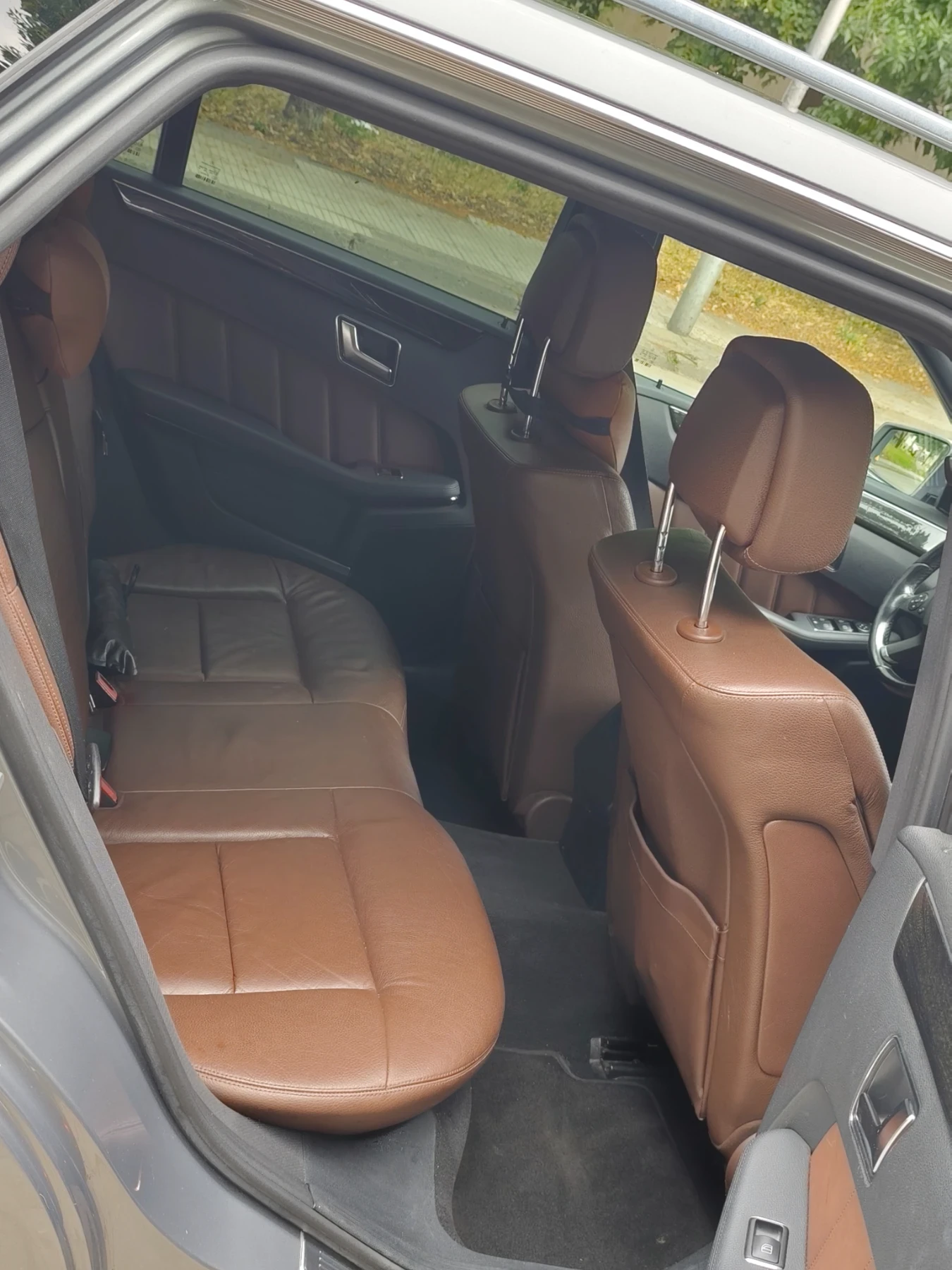 Mercedes-Benz E 350, снимка 6 - Автомобили и джипове - 55134461