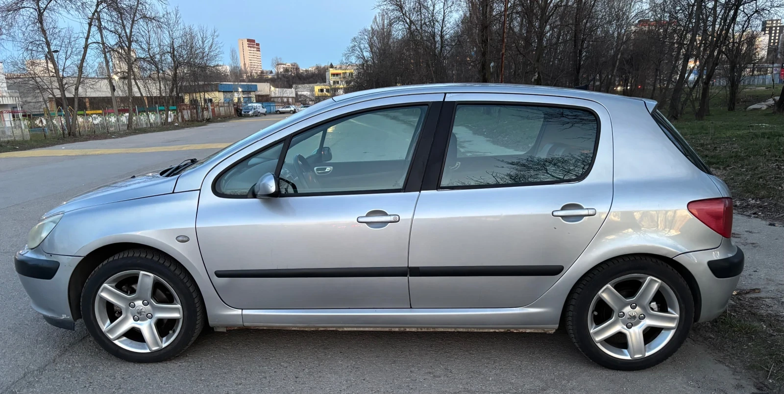 Peugeot 307 2.0i, снимка 6 - Автомобили и джипове - 55359436