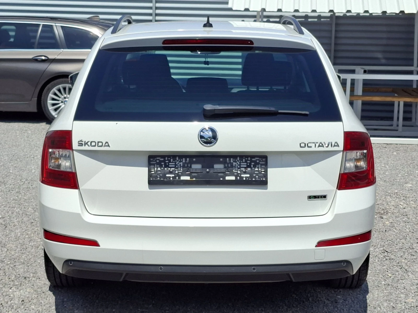 Skoda Octavia G-Tec/КАТО НОВА, снимка 7 - Автомобили и джипове - 55435510