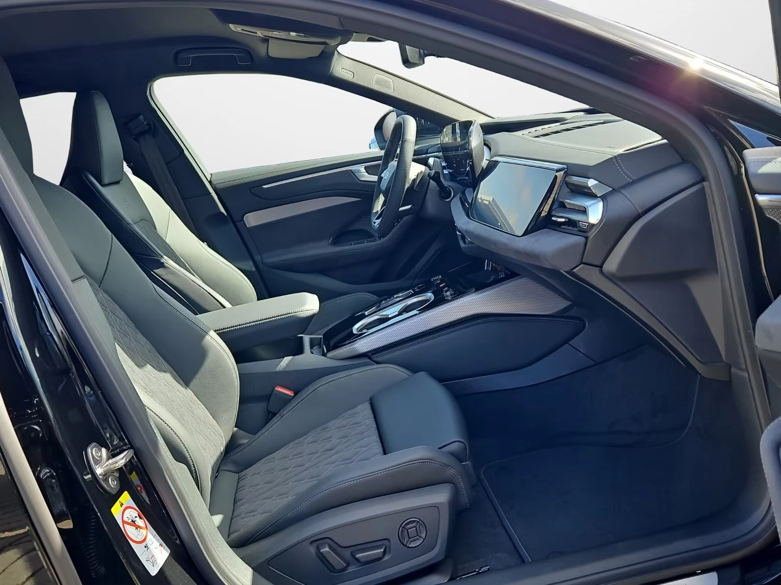 Audi A6 3.0 TDI QUATTRO AVANT S-LINE B&O MATRIX , снимка 8 - Автомобили и джипове - 55450909