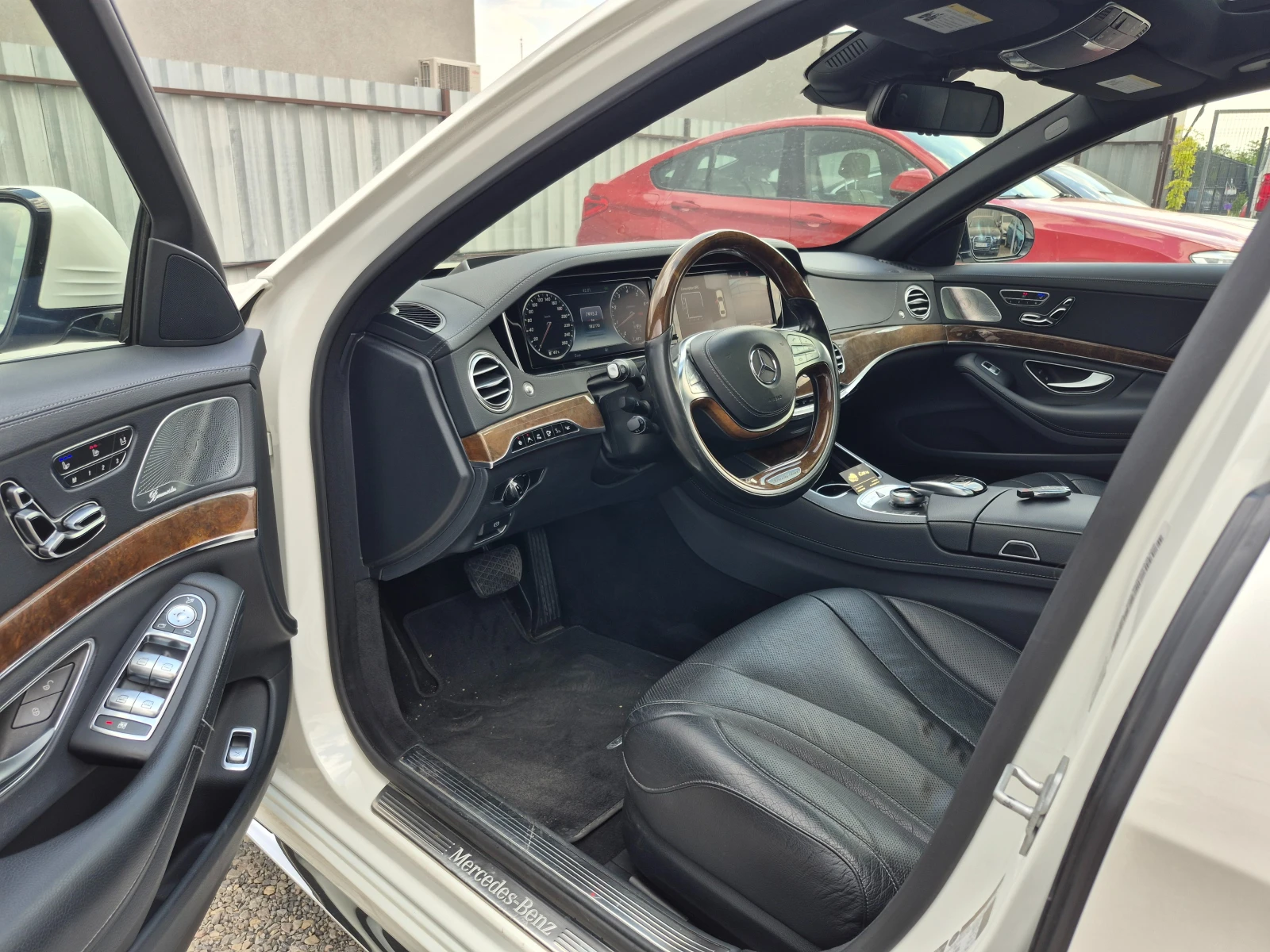 Mercedes-Benz S 550 L 4M AMG AIR ПРОМО NightVis MASSAGE BURM Обдух HuD, снимка 11 - Автомобили и джипове - 55528584