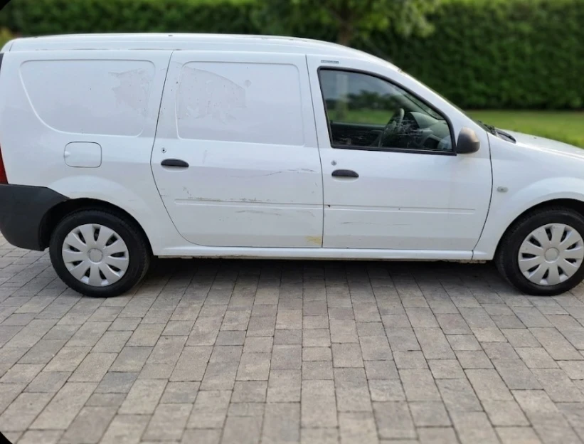 Dacia Logan, снимка 4 - Автомобили и джипове - 55695926