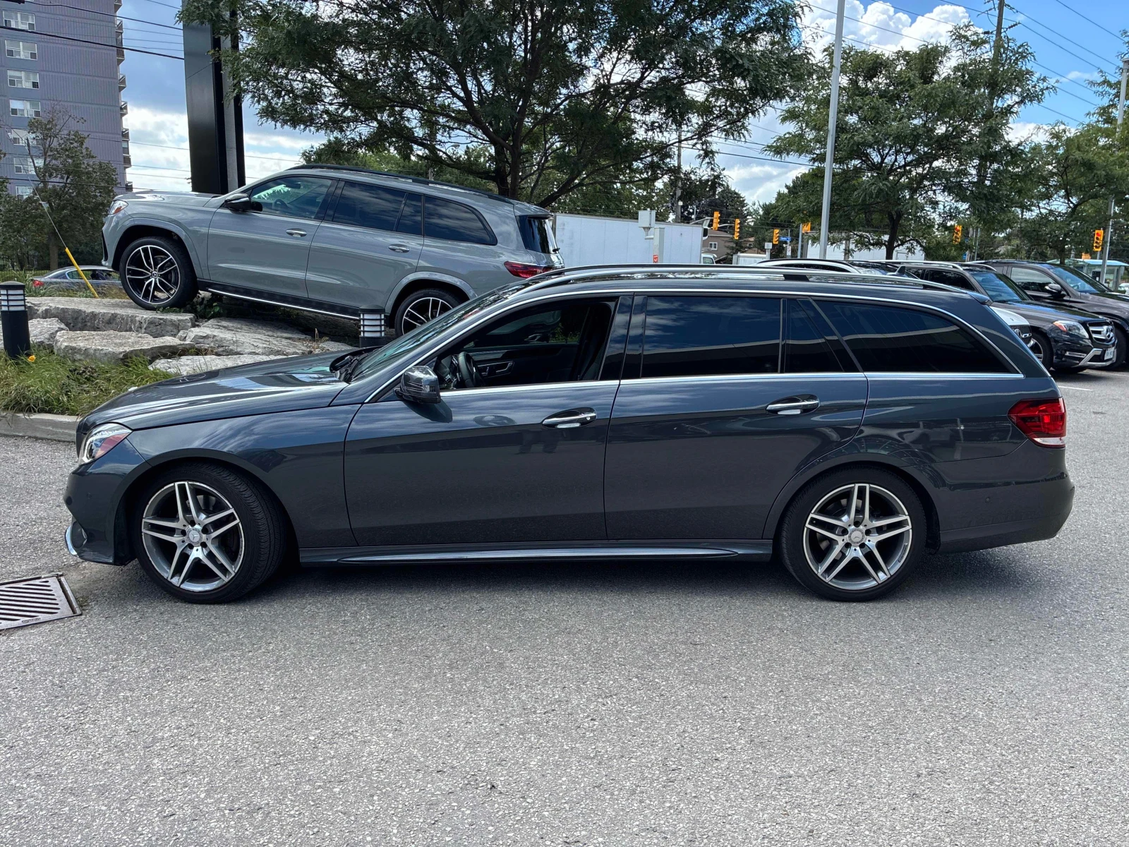 Mercedes-Benz E 400 * CARFAX * ЦЕНА ДО БГ, снимка 3 - Автомобили и джипове - 55879107