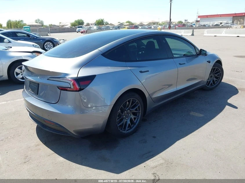 Tesla Model 3 LONG RANGE DUAL MOTOR, снимка 8 - Автомобили и джипове - 56152750
