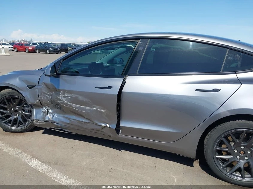Tesla Model 3 LONG RANGE DUAL MOTOR, снимка 6 - Автомобили и джипове - 56152750
