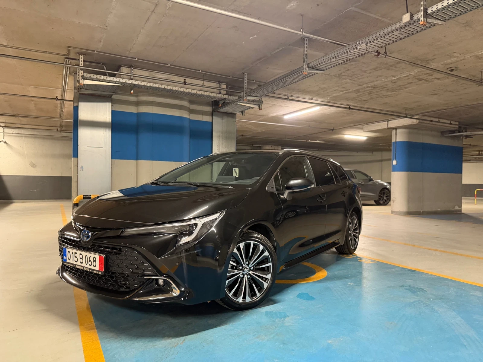 Toyota Corolla 2.0 HEV 197 к.с.