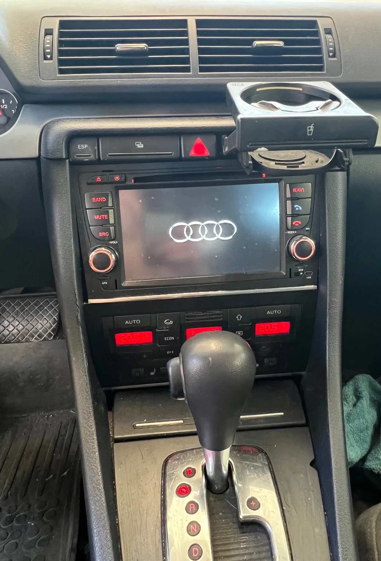 Audi A4 B7 2.0TDi BLB, снимка 9 - Автомобили и джипове - 56526506