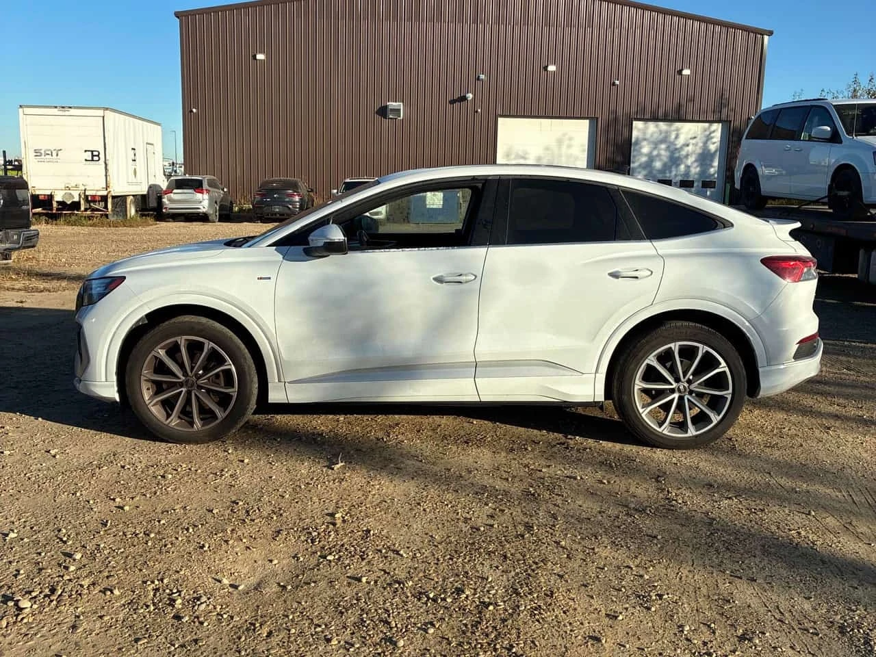 Audi E-Tron * Technik * CARFAX * ����� �� ����������� | Mobile.bg � ����������� 2