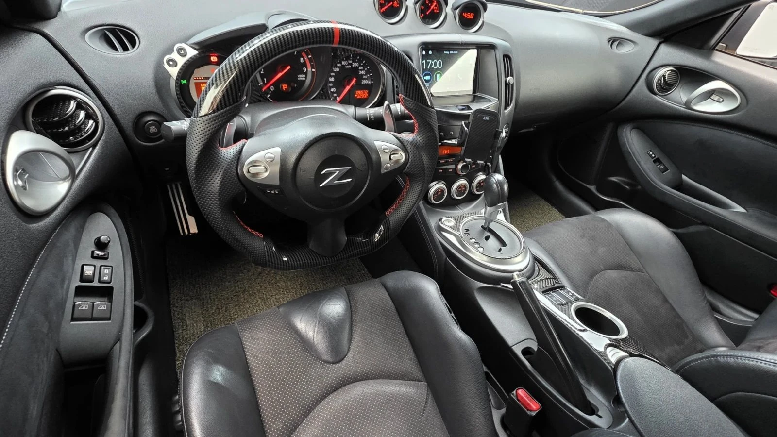 Nissan 370Z, снимка 7 - Автомобили и джипове - 56689662