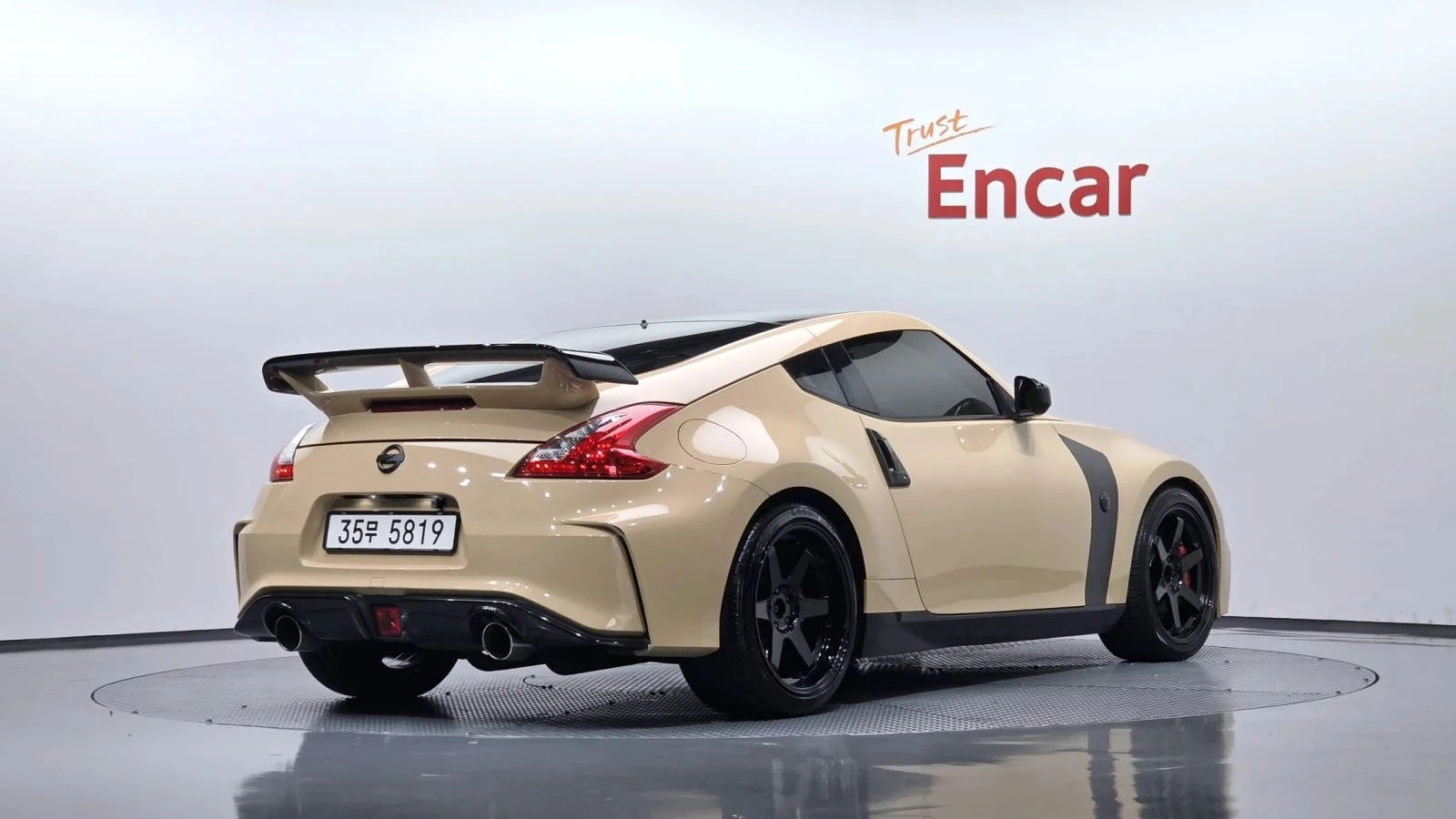 Nissan 370Z, снимка 2 - Автомобили и джипове - 56689662