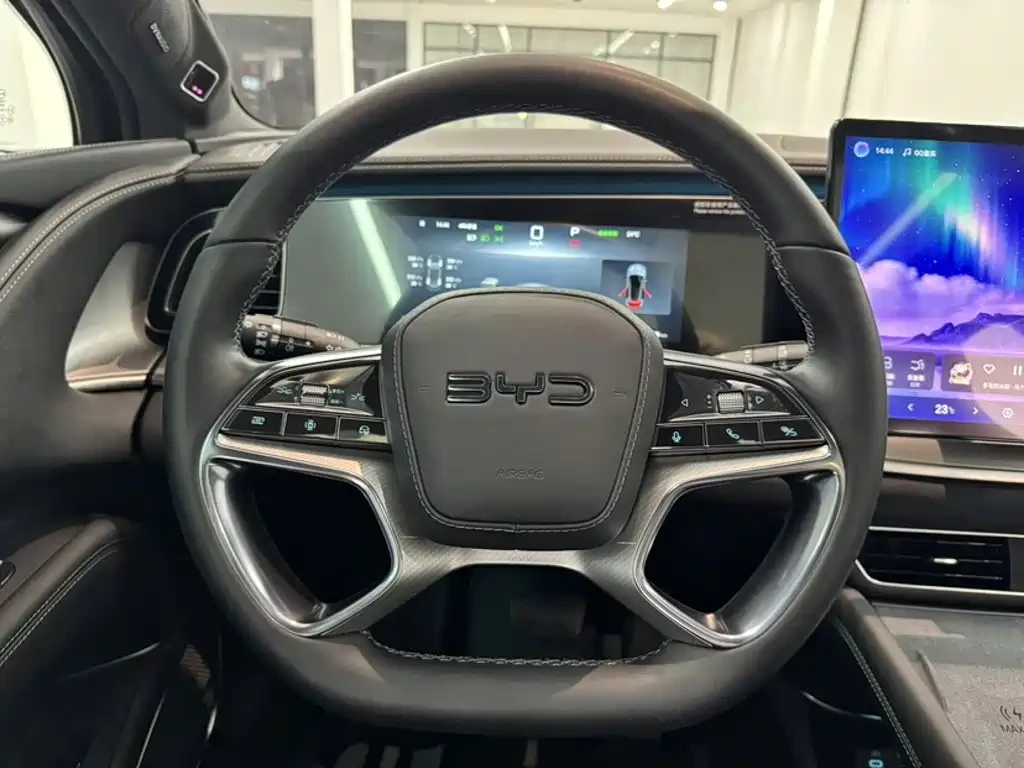 BYD Sealion 7 Long Range Edition, снимка 10 - Автомобили и джипове - 56750593