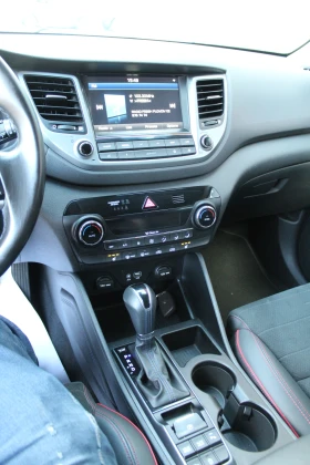 Hyundai Tucson Xpossible, снимка 13