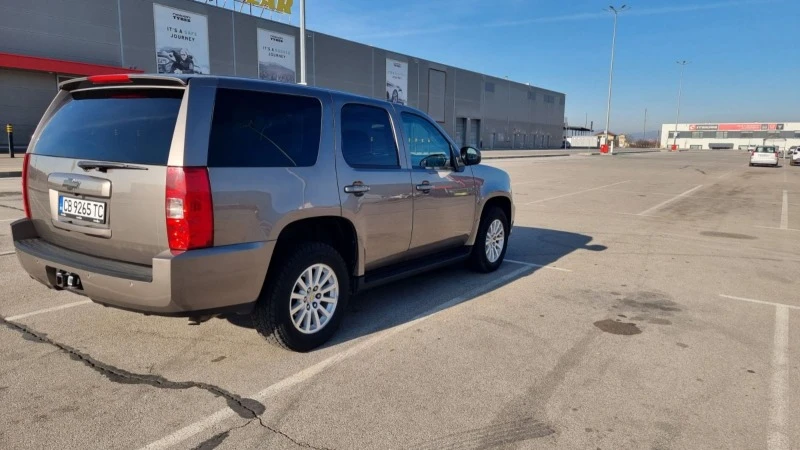 Chevrolet Tahoe Бензин , хибрид с газов инжекцион, снимка 5 - Автомобили и джипове - 47527956