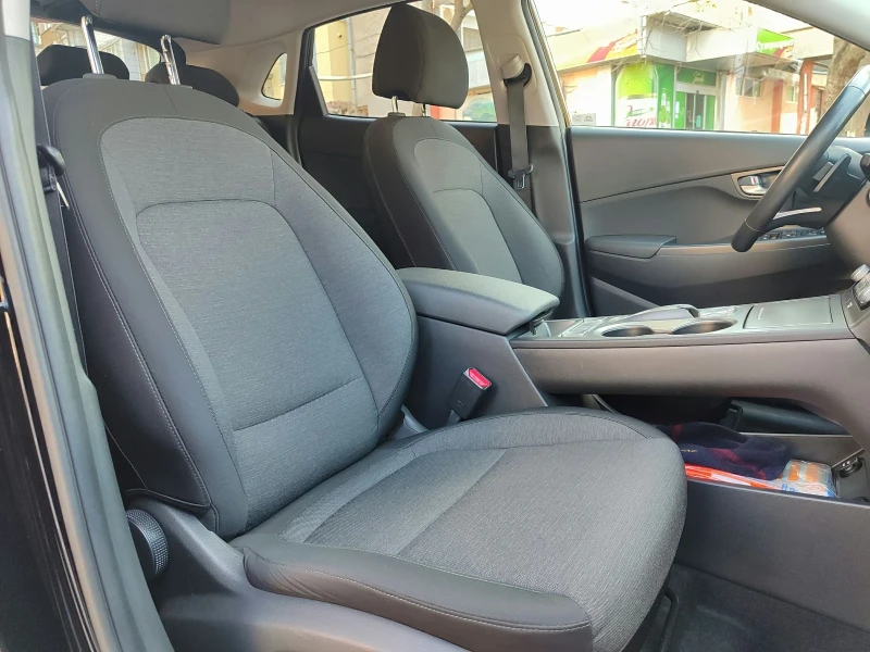 Hyundai Kona Electric Face lift 65kwh, снимка 8 - Автомобили и джипове - 52539306
