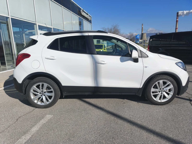 Opel Mokka 1.4T , снимка 8 - Автомобили и джипове - 53081532