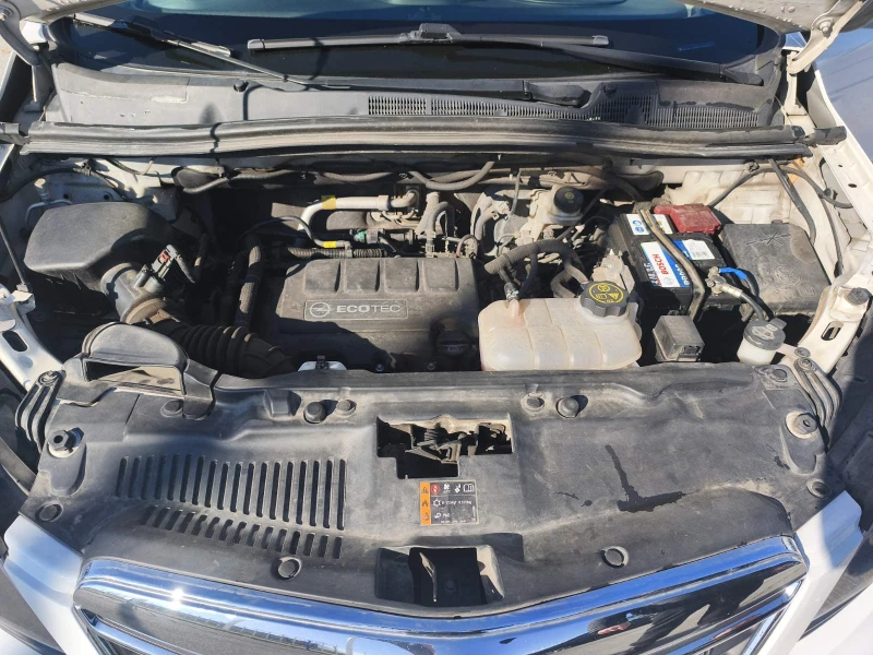 Opel Mokka 1.4T , снимка 16 - Автомобили и джипове - 53081532