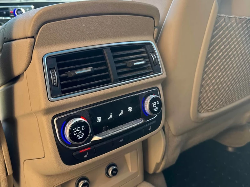 Audi Q7 * Technik * CARFAX * 360 * 2 КЛЮЧА * ОБДУХВАНЕ, снимка 16 - Автомобили и джипове - 53329221