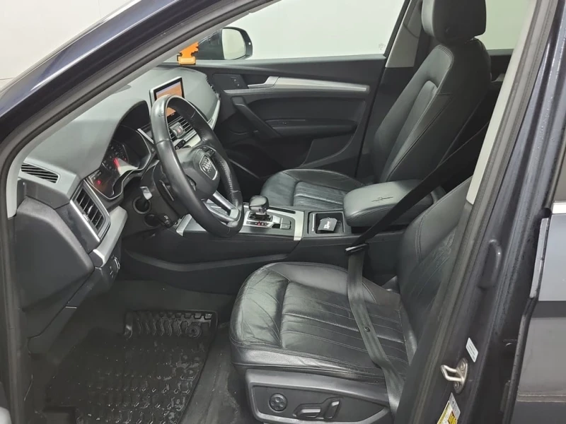 Audi Q5 * PROGRESSIV * CARFAX * ПАНОРАМА, снимка 5 - Автомобили и джипове - 53330716