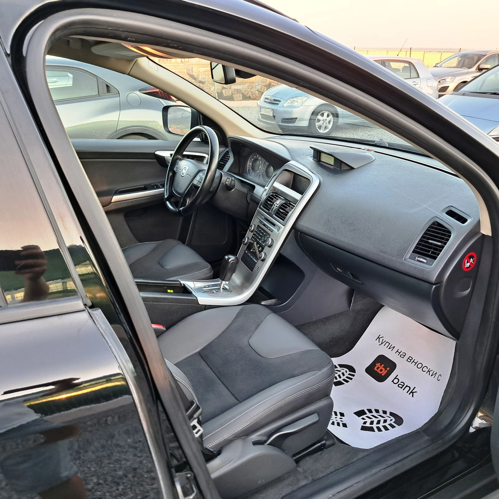 Volvo XC60 3.2 BENZ* 2WD* TOP! | Mobile.bg — изображение 11