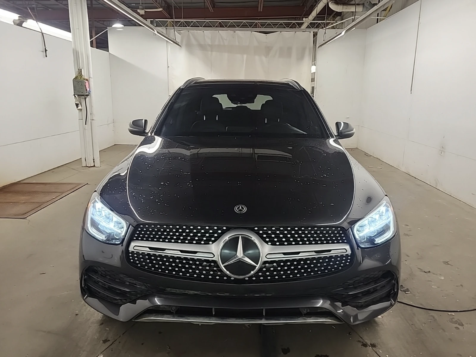 Mercedes-Benz GLC 300 2020 Mercedes-Benz GLC 300 - изображение 2