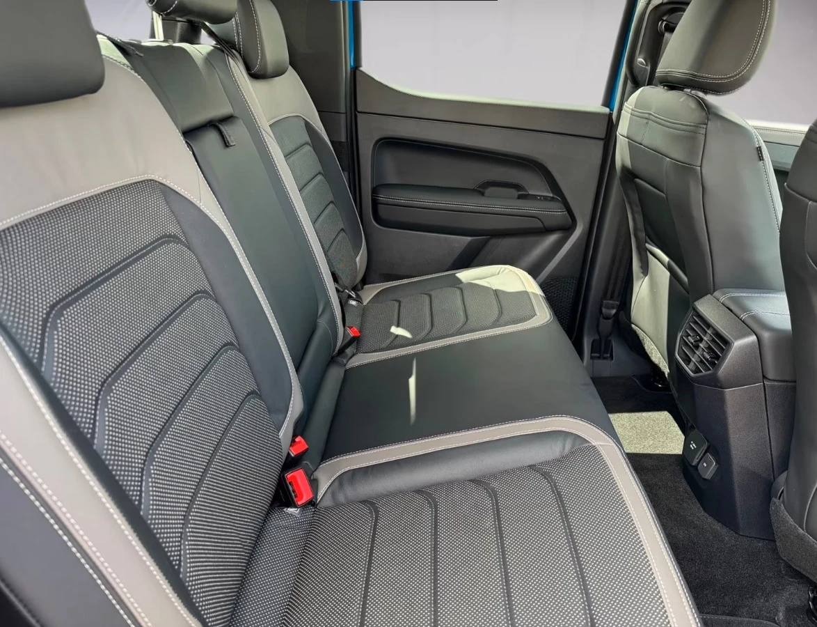 VW Amarok 3.0 TDI* Aventura* 4Motion - изображение 7