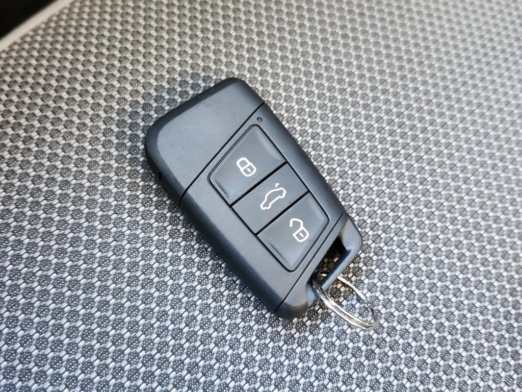 VW Taos * CARFAX * ФИНАНСИРАНЕ  - изображение 6