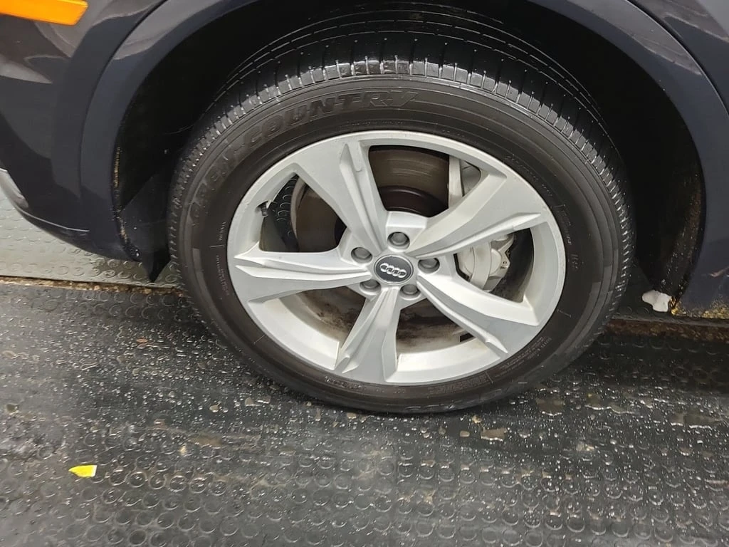 Audi Q5 * PROGRESSIV * CARFAX * ПАНОРАМА - изображение 6