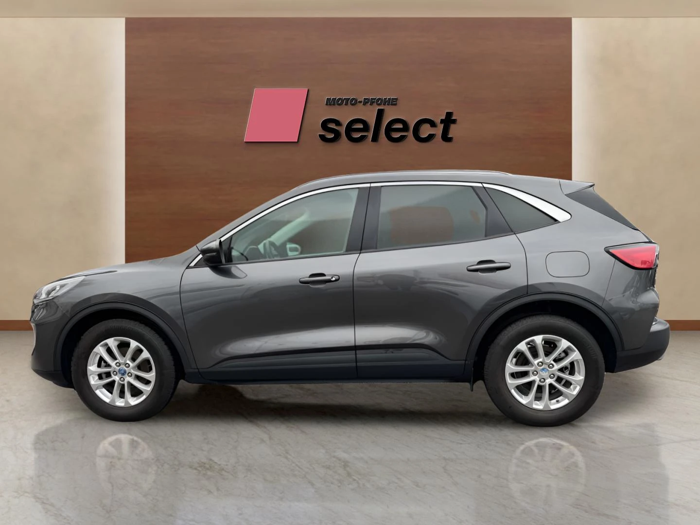 Ford Kuga 1.5 EcoBlue, снимка 8 - Автомобили и джипове - 53728527