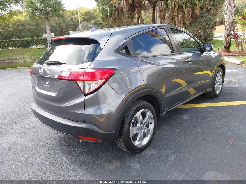 Honda Hr-v 1.8L I-4 VVT, 141HP Front Wheel Drive, снимка 4 - Автомобили и джипове - 53830306