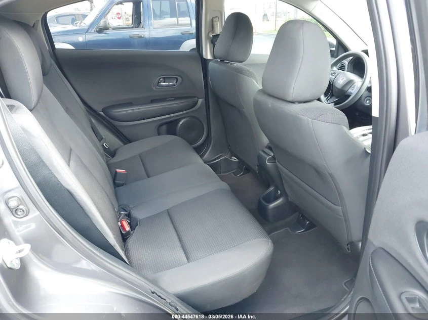 Honda Hr-v 1.8L I-4 VVT, 141HP Front Wheel Drive, снимка 8 - Автомобили и джипове - 53830306