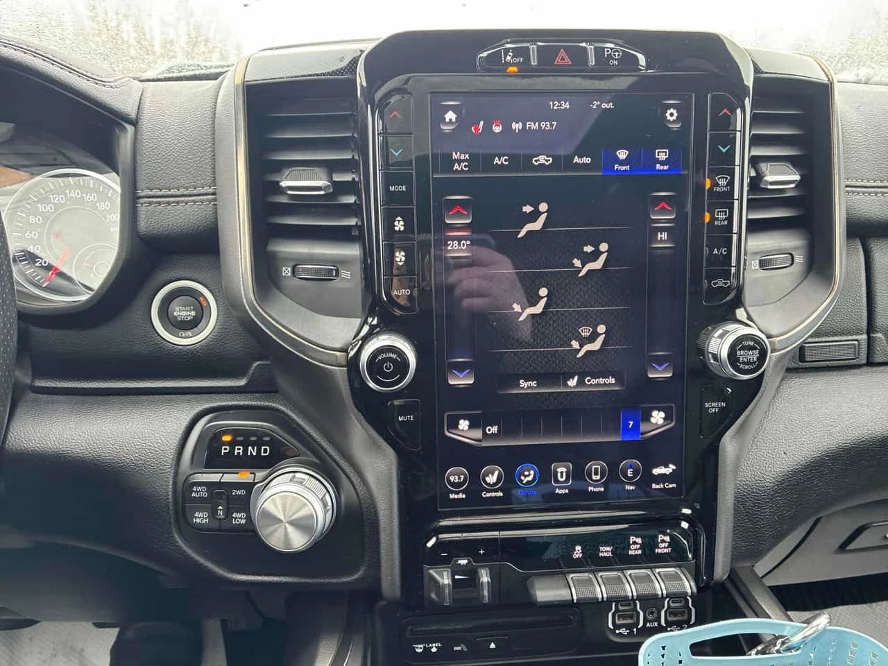 Dodge RAM 1500 * SPORT * CARFAX * ПРЕДСТАВИТЕЛСТВО * ПОДГРЕВ , снимка 9 - Автомобили и джипове - 53886072