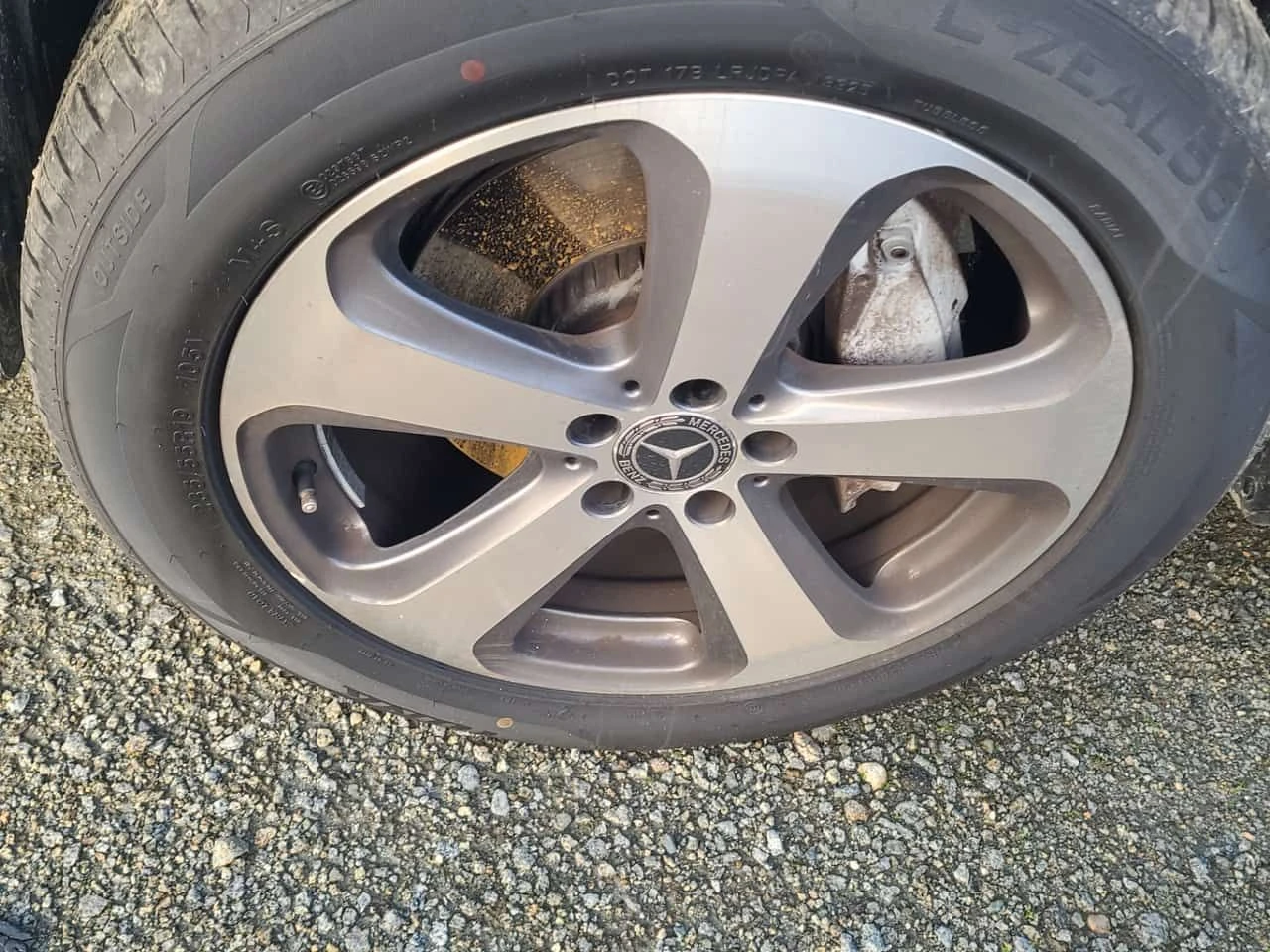 Mercedes-Benz GLC 300 | 360| PANORAMA| CARFAX, снимка 6 - Автомобили и джипове - 53894508